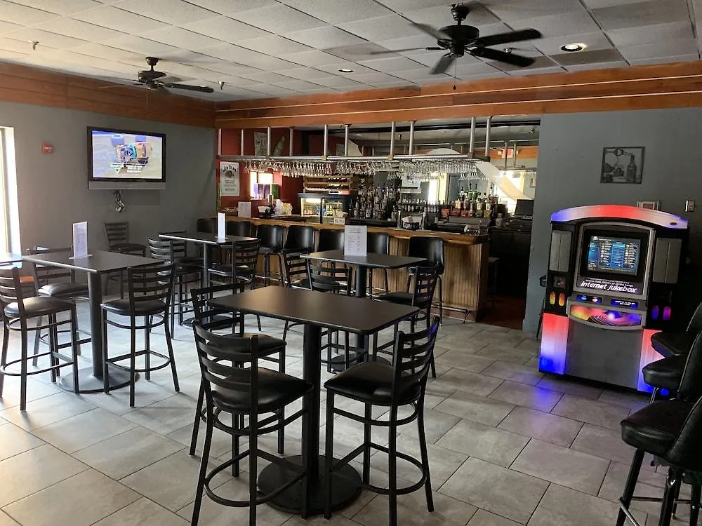 Quality Inn & Suites Pensacola Bayview Ferry Pass