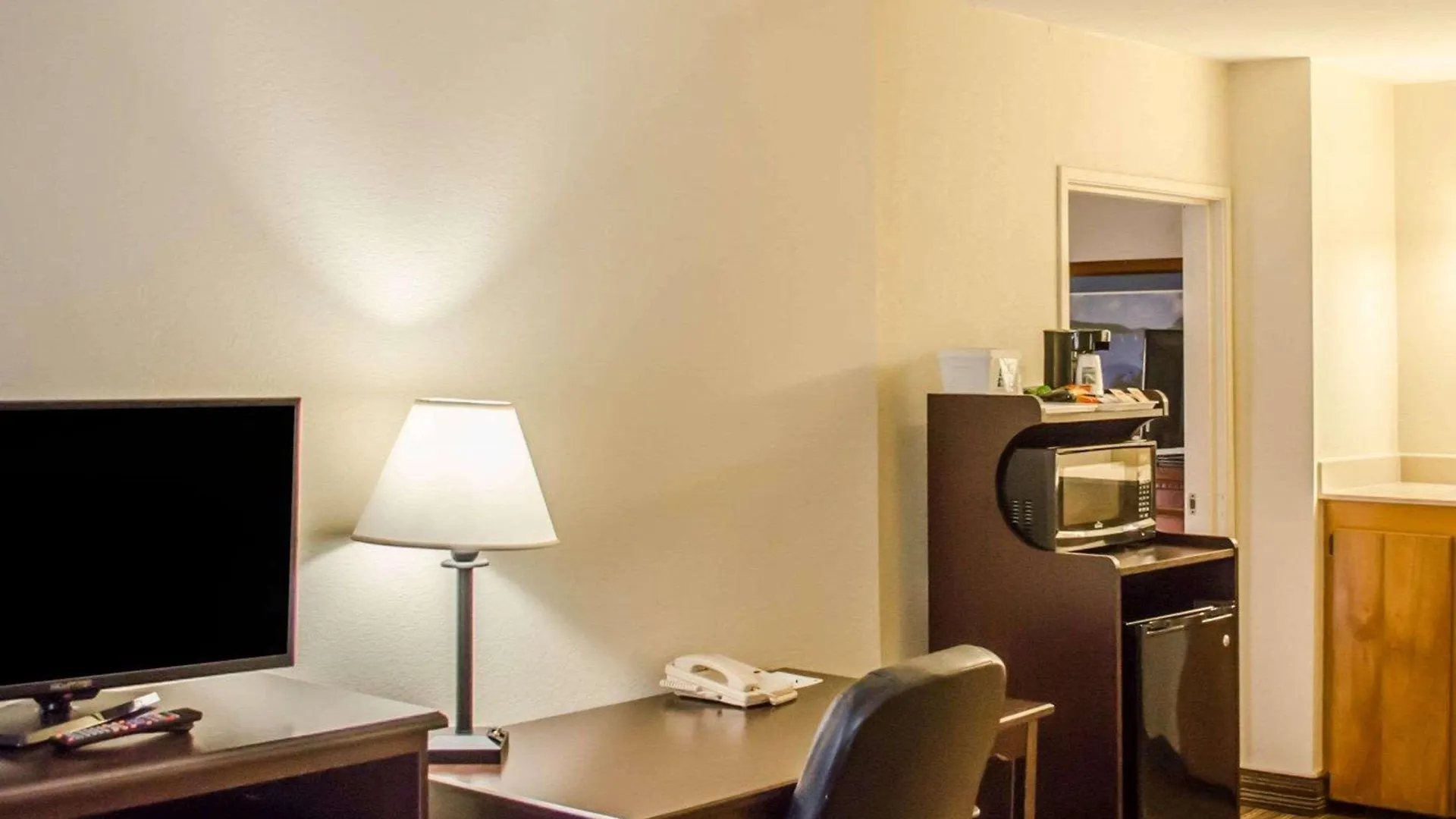 Quality Inn & Suites Pensacola Bayview Ferry Pass 2*,