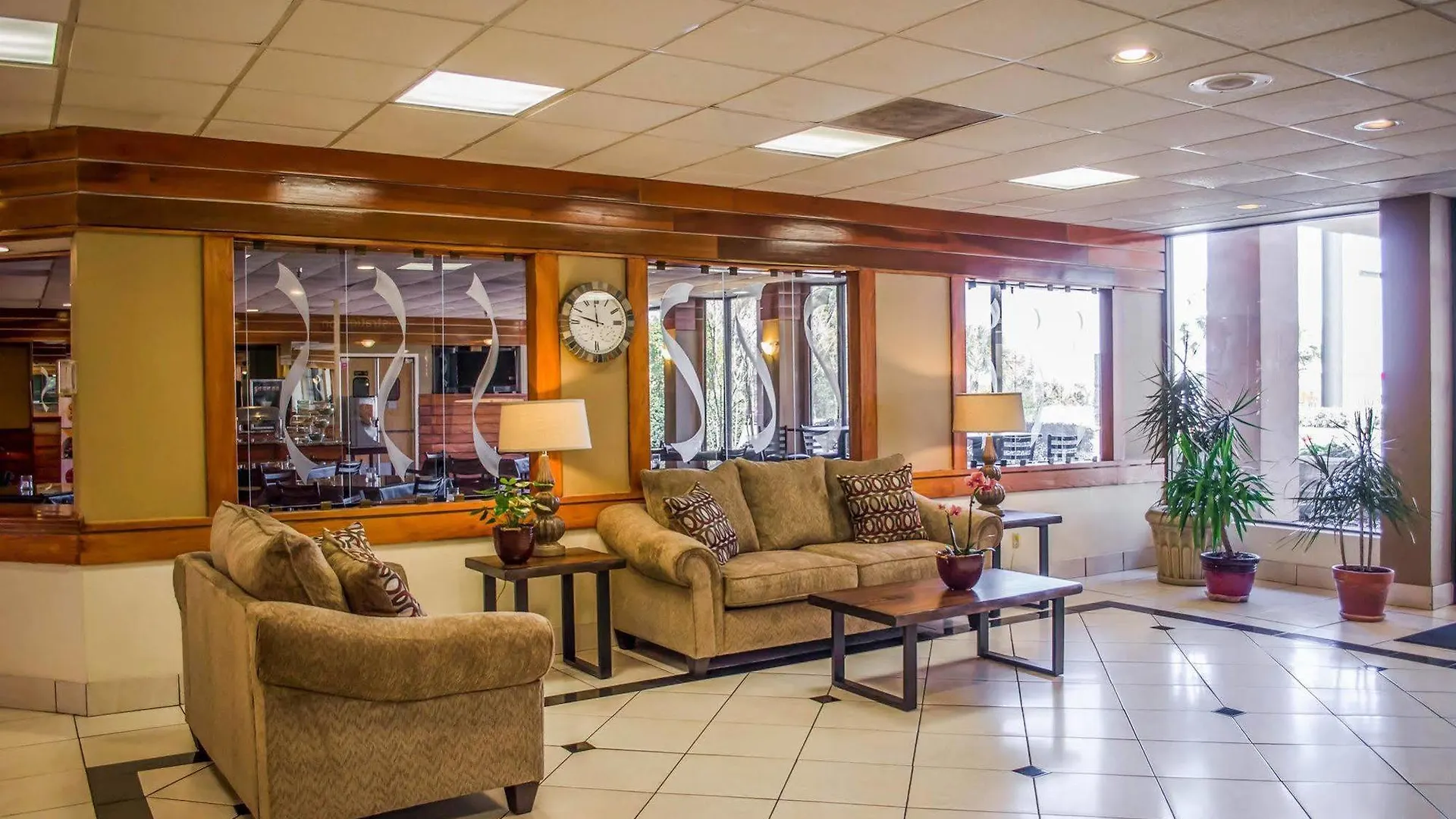 Quality Inn & Suites Pensacola Bayview Ferry Pass